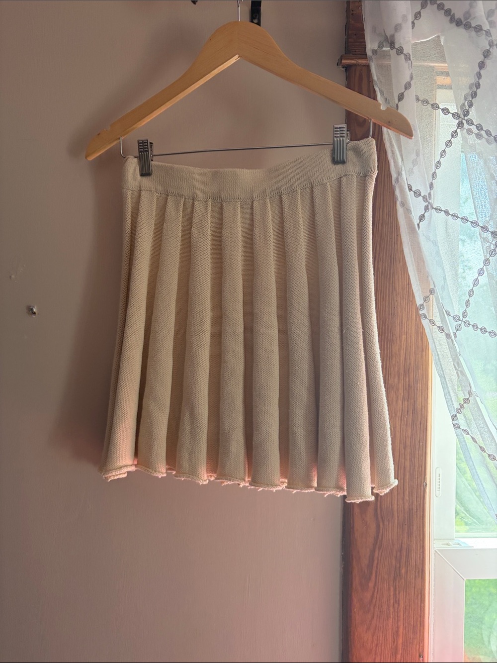 Pleated Knit Mini Skirt and top in cream